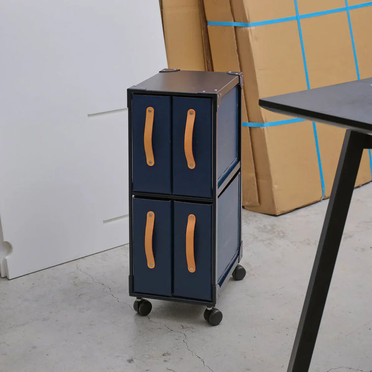 動かせるから片付く、キャスター付きファイルボックス収納